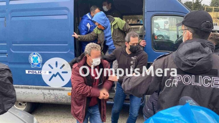 Θεματοφύλακες του Συντάγματος – Πιερία: Υπό κράτηση οι 11 συλληφθέντες για την αρπαγή του διευθυντή Γυμνασίου