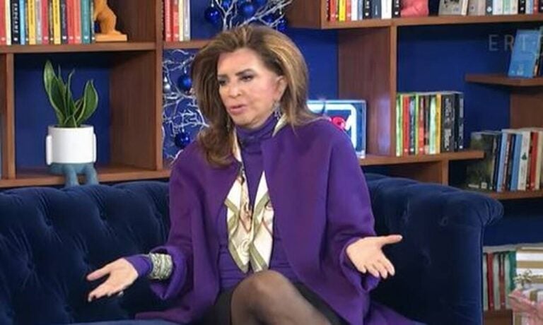 Μιμή Ντενίση στον αέρα της ΕΡΤ: «Δεν δέχομαι τη συγγνώμη σας, είστε στούρνοι»