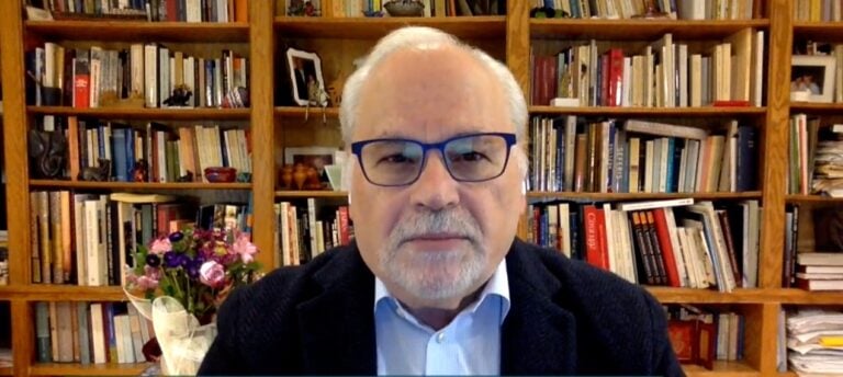 Παυλάκης: «Το τσουνάμι τώρα αρχίζει, η Όμικρον θα σαρώσει τους ανεμβολίαστους»