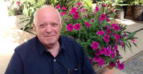 Πέθανε ο Βασίλης Κορωνάκης