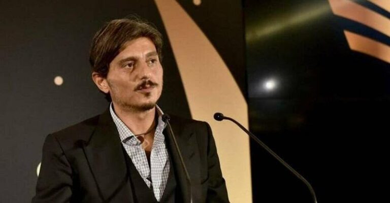 Δημήτρης Γιαννακόπουλος: Μοιράζει 45.000 ευρώ μετρητά στους νέους του followers στο Instagram