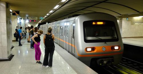 Επαναφορά των νυχτερινών δρομολογίων σε μετρό και τραμ κάθε Παρασκευή και Σάββατο