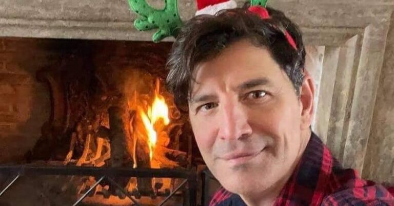 Ρουβάς: «Καίει» τον Μπακογιάννη και «τσουρουφλίζει» τον Μητσοτάκη