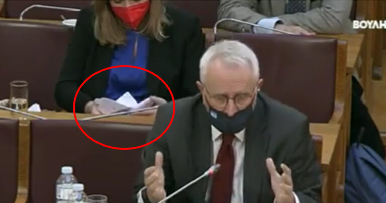 Bουλευτής του ΣΥΡΙΖΑ έφτιαχνε καραβάκια κατά τη διάρκεια της Εξεταστικής