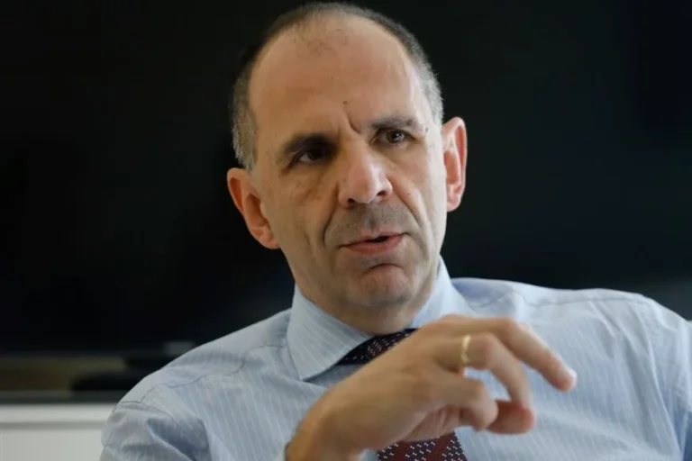 Γεραπετρίτης σε ΣΥΡΙΖΑ: Ούτε έχω δει ούτε γνωρίζω τον Μένιο Φουρθιώτη