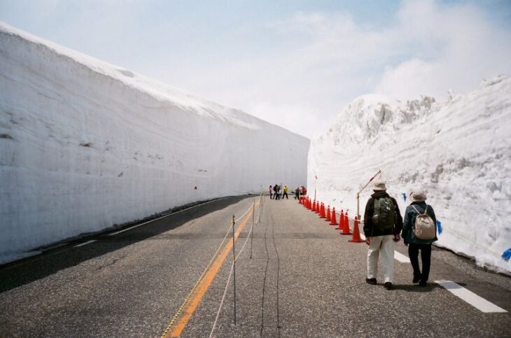 japanese snow canyon 3 730x483 1