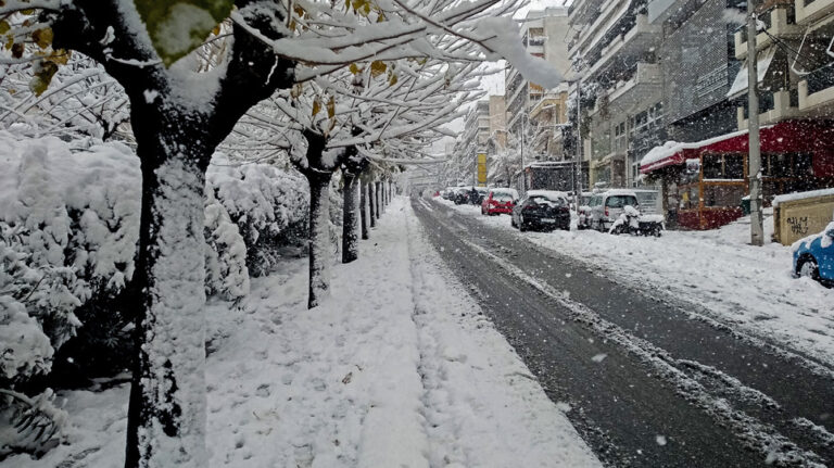 Έκτακτο: Γενική αργία την Τρίτη σε δημόσιο και ιδιωτικό τομέα