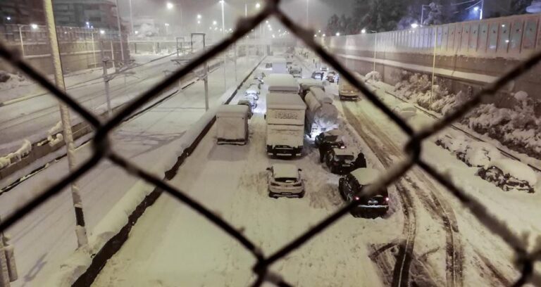 Αρνητικοί να πάρουν τις 2.000 ευρώ αποζημίωση – Εγκλωβισμένοι οδηγοί προχωρούν σε αγωγές