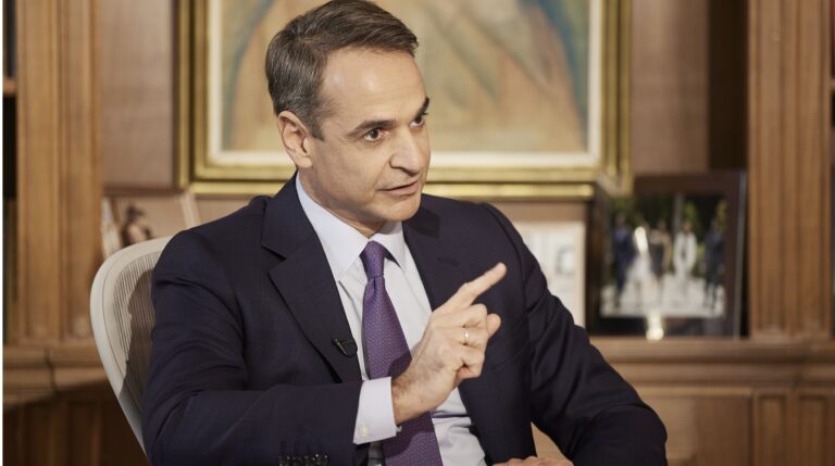 Φρένο στα εκλογικά σενάρια από τον πρωθυπουργό