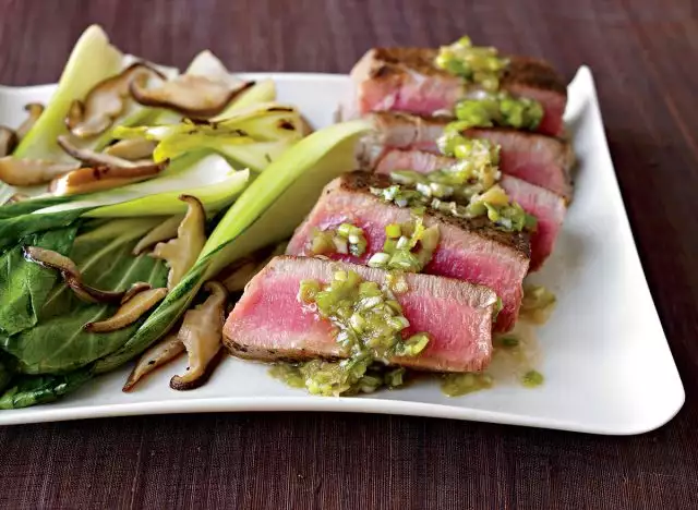 paleo seared ahi ginger scallion sauce