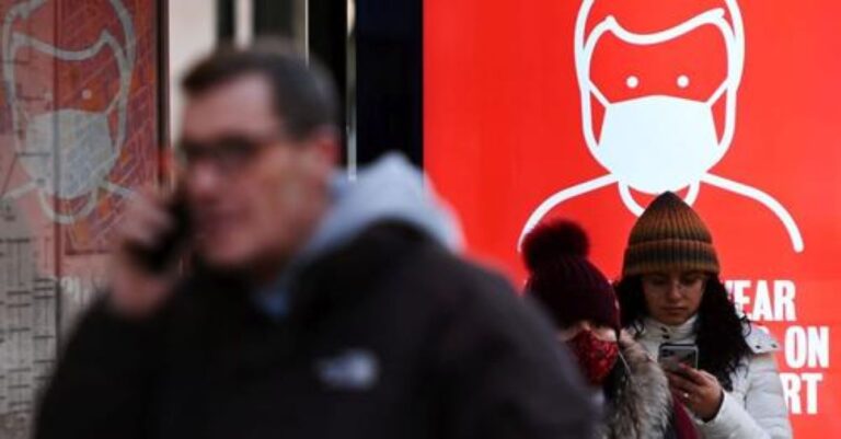 Τέλος τα πιστοποιητικά εμβολιασμού και οι μάσκες στη Βρετανία