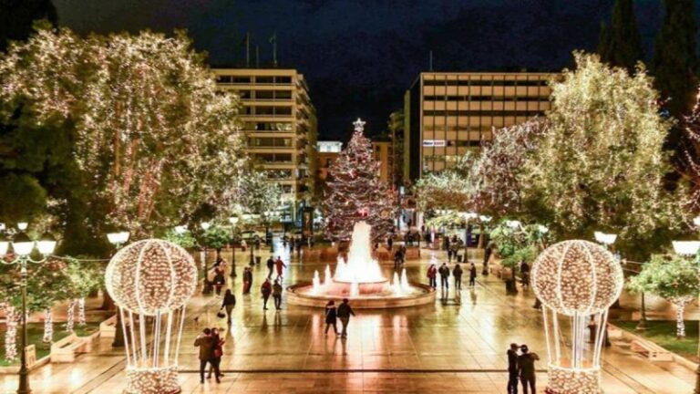 Σάλος στο ελληνικό ίντερνετ: Ρεβεγιόν με χιλιάδες Πακιστανούς στο Σύνταγμα – Πολίτες κατηγορούν την ΕΛΑΣ