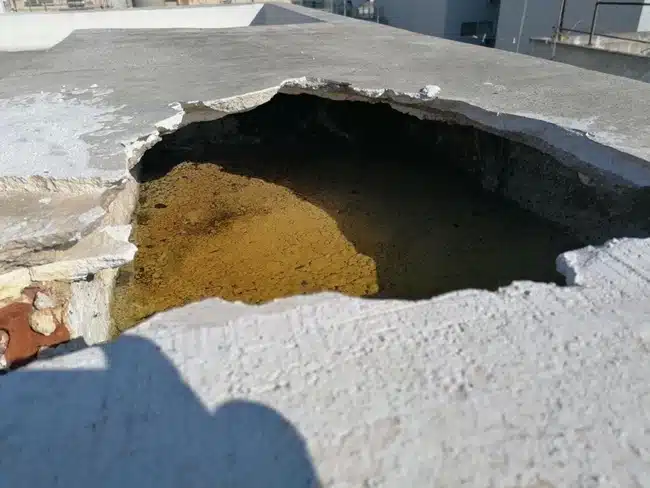 Φρίκη στην Κυψέλη: Αυτή είναι η 29χρονη «Μήδεια» - Ο Πολωνός σύντροφός της σκότωσε το 7χρονο παιδί της και έκρυψε τη σορό στη βεράντα 2 004036b5c75a4d1eb00c0a0d5f6a24f7