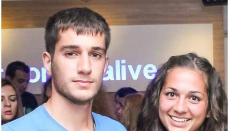 Αδερφή Βαγ. Γιακουμάκη: «Τα βασανιστήρια που του έκαναν με τη μπλούζα, το χτύπημα με βούρτσα, με στοίχειωσαν»