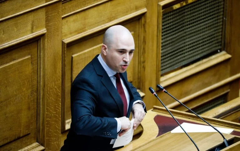 Έξω φρενών ο Μπογδάνος από την συμφωνία Μητσοτάκη – Πακιστάν