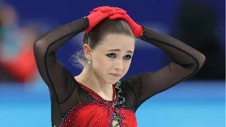«Βόμβα» στους Χειμερινούς Ολυμπιακούς Αγώνες: Ντοπέ η 15χρονη Καμίλα Βαλίεβα που έγραψε ιστορία