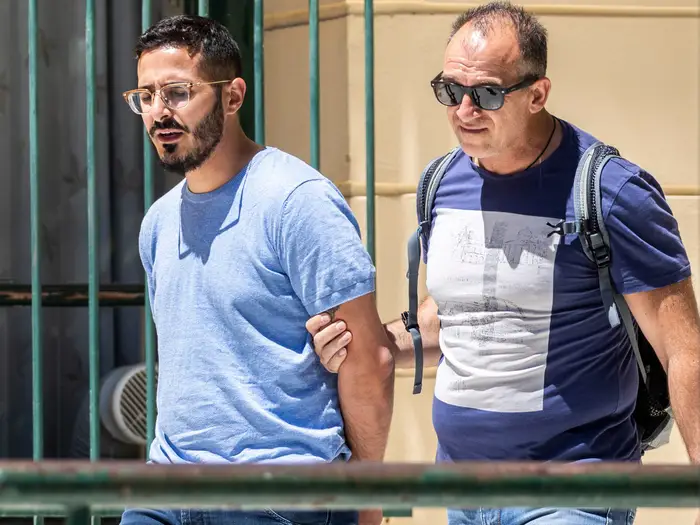 6201a419bd50410019191936