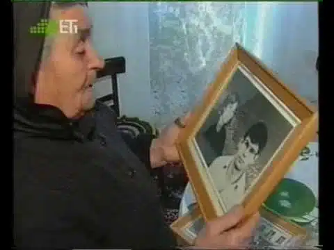 8b7f6eee c877 485b aff6 e707dc803175