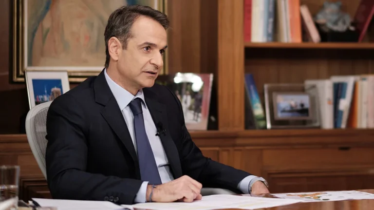 Μητσοτάκης: «Λεφτόδεντρα δεν υπάρχουν, υπάρχει όμως το δέντρο της ανάπτυξης»