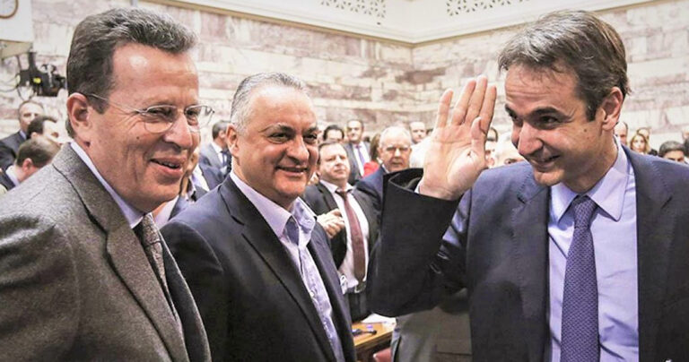 Δεν παραδίδει την έδρα του ο Κύρτσος και προτείνει στον πρωθυπουργό να φύγει!