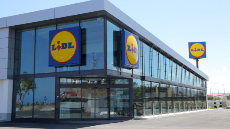 Lidl Ελλάς: Τι απαντά για τη γιαγιά που έκλεψε τρόφιμα από σούπερ μάρκετ και για τη μήνυση
