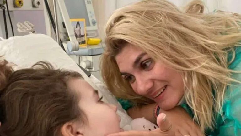 Πάτρα: Μέσω Facebook έψαχνε η μητέρα απαντήσεις για τα προβλήματα υγείας των παιδιών της