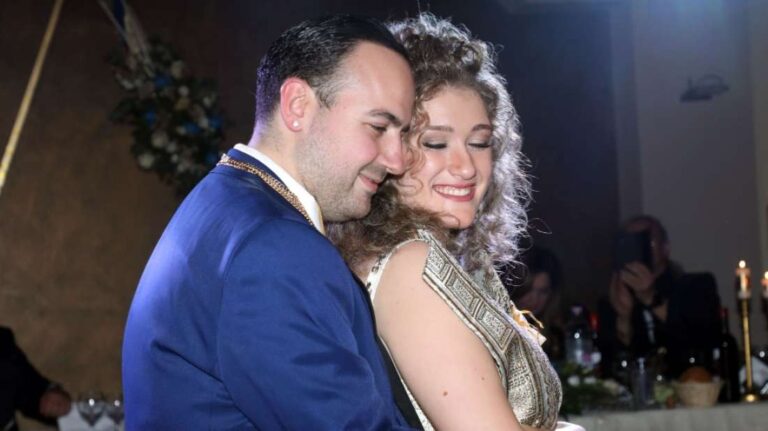 Μαυρίκιος Μαυρικίου – Ιλάειρα Zήση: Αποκάλυψαν πώς πέρασαν την πρώτη νύχτα μετά τον αρραβώνα τους