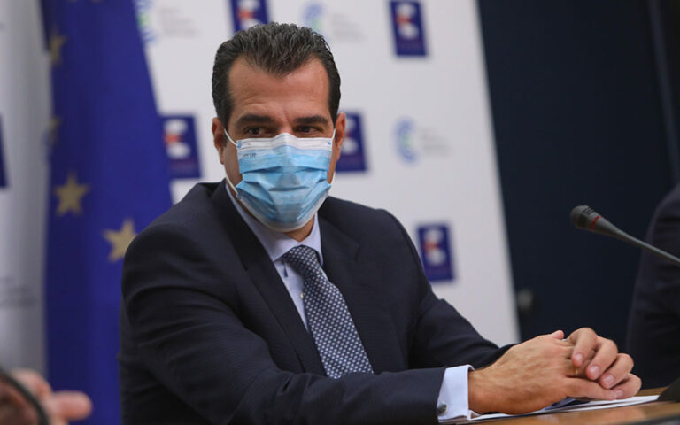 Η «λίστα Πλεύρη»: Δίνουν επιπλέον 5 εκατομμύρια ευρώ στα κανάλια