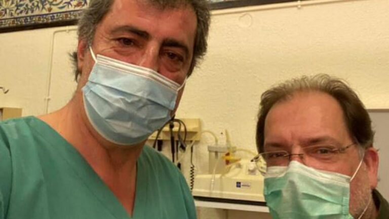 Eπέμβαση στο ιατρείο της Βουλής πραγματοποίησε Παύλος Πολάκης: «Γιατροί είμαστε παντού και πάντα»