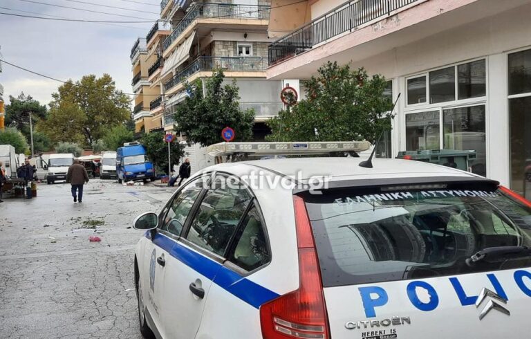 Θεσσαλονίκη: Νεκρή γυναίκα που έπεσε στο κενό από τον πέμπτο όροφο πολυκατοικίας