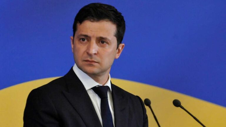 Πόλεμος στην Ουκρανία: Η Τουρκία κλείνει τα Στενά του Βοσπόρου για τα ρωσικά πλοία – Το μήνυμα Ζελένσκι