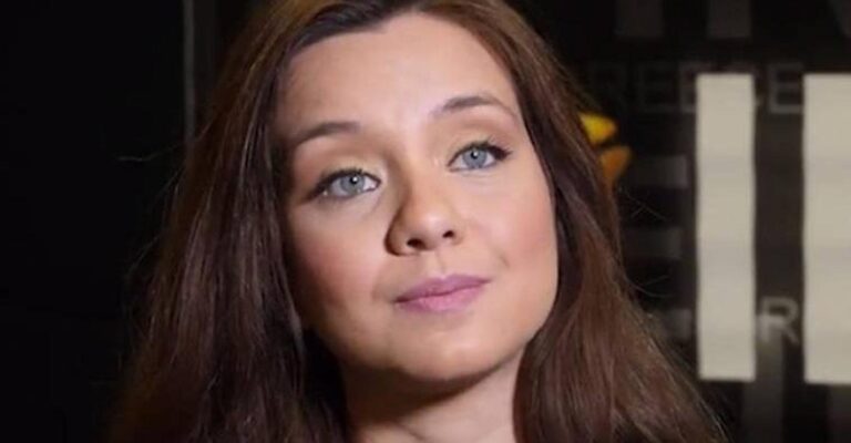 Αρετή Κετιμέ: «Τραγουδάω σε ταβέρνες και είμαι πολύ καλά με αυτό»