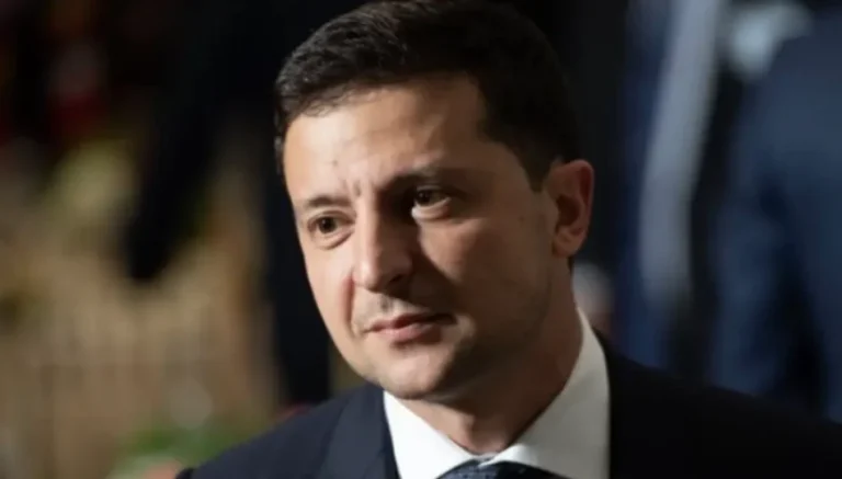 Η κίνηση ΜΑΤ του Ζελένσκι που τρομάζει τον Πούτιν: «Συζήτα με Μητσοτάκη για αμυντική συνεργασία Ελλάδας-Ουκρανίας»