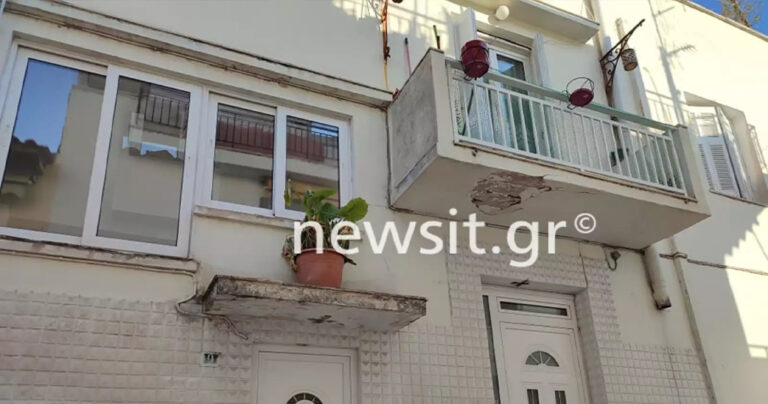 Αιγάλεω: Πέταξε τα ανίψια της από το μπαλκόνι και μετά τα «στόχευσε» με γλάστρες