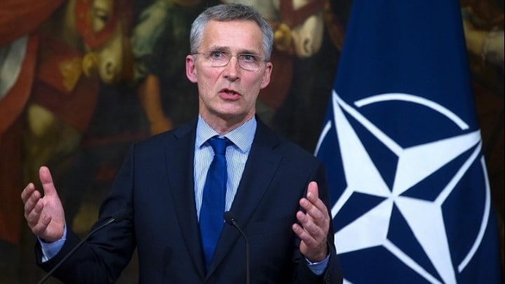 Στόλτενμπεργκ: «Το ΝΑΤΟ δεν θα στείλει στρατεύματα ή μαχητικά αεροσκάφη για να στηρίξει το Κίεβο»