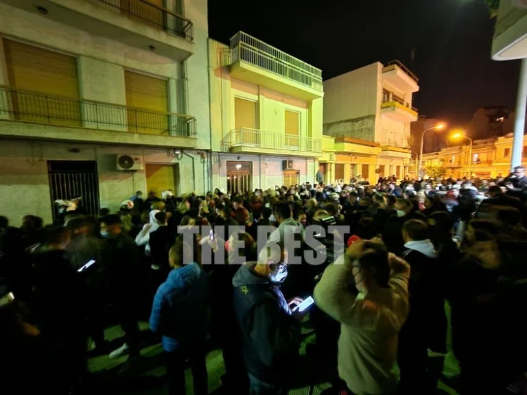 Πάτρα: «Ήθελε να πάει στο x factor;»- Οργή για Μάνο Δασκαλάκη και Ρούλα Πισπιρίγκου
