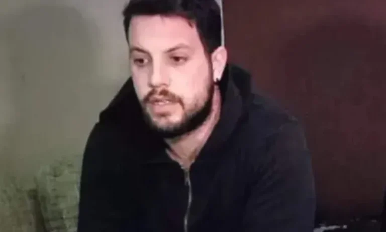 Ο Μάνος Δασκαλάκης φέρεται να απολύθηκε από τη δουλειά του
