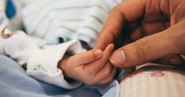 Στην Ιταλία για να δώσει ζωή η καρδιά του 2,5 ετών Γιώργου που «έσβησε» από φασόλι