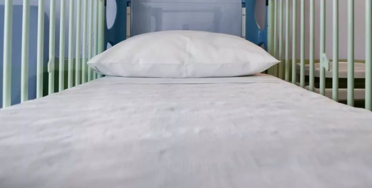 Βόλος: Τον βρήκαν νεκρό στο κρεβάτι οι γονείς του – Σκηνές αρχαίας τραγωδίας μέσα στο σπίτι