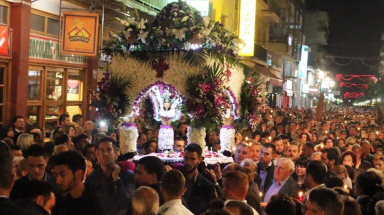 Η εξήγηση για «το δάκρυ της Παναγιάς» τη Μεγάλη Παρασκευή
