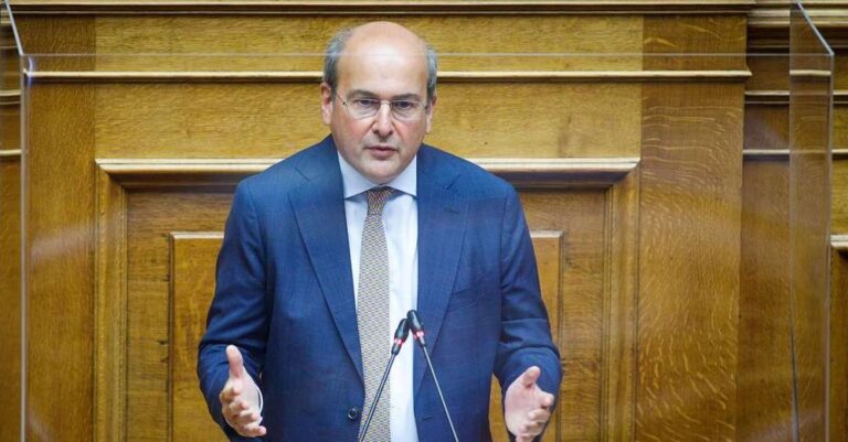 Χατζηδάκης: «Πριμ 300 ευρώ στους μακροχρόνια ανέργους»