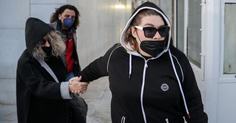 Δήμητρα Πισπιρίγκου: «Η Τζωρτζίνα έχει φέρει σε αυτή τη δύσκολη θέση την Ρούλα»