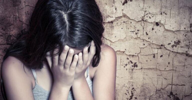 Στη φυλακή ο πα-τέρας που βίαζε συστηματικά την κόρη του στη Φλώρινα