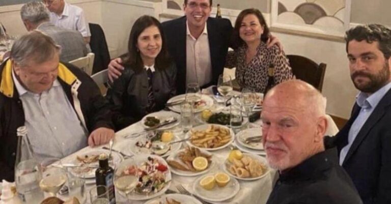 Εικόνα σοκ: Βενιζέλος, Παπανδρέου και Καιρίδης στο ίδιο τραπέζι