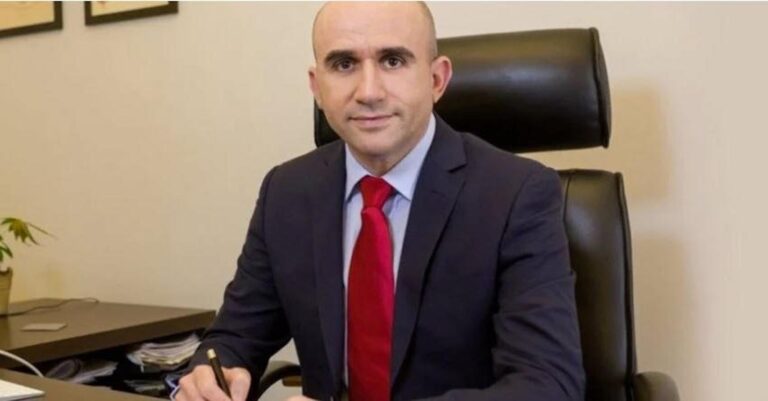 Πάτρα – Γρ. Λέων: Η απάντηση που δίνει στον «Κουκουλοφόρο επιστήμονα» για την Ιατροδικαστή Έκθεση της Τζωρτζίνας