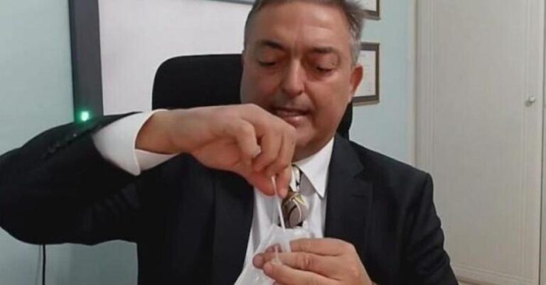 Ευλογιά των πιθήκων: «Έχουμε ήδη έτοιμα εμβoλια» λέει ο Βασιλακόπoυλος