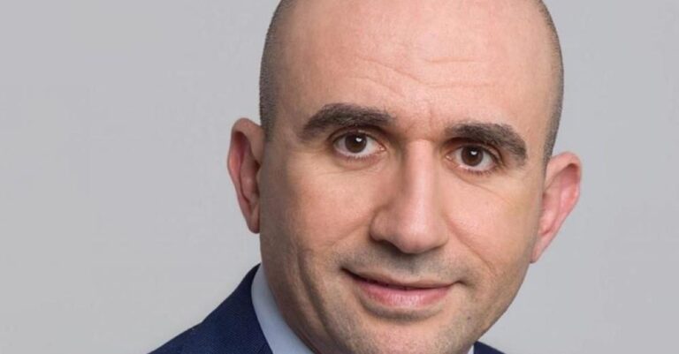 Πάτρα – Γρηγ. Λέων: Μια νέα ανάρτηση με νόημα… Γιατί «κεντάει»