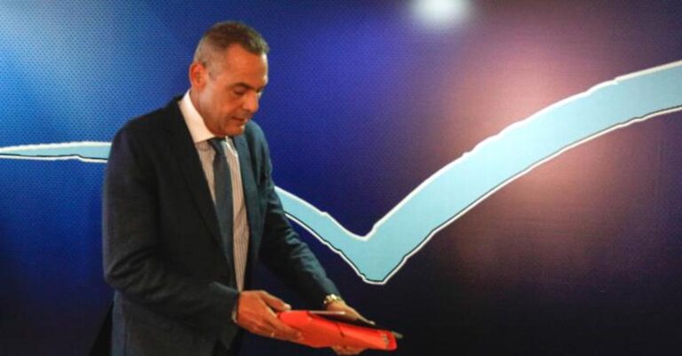 Ο Καμμένος ψάχνει τρόπο να επιστρέψει – Η συνάντηση με τον Τσίπρα και οι σκέψεις της Κουμουνδούρου για την αξιοποίησή του