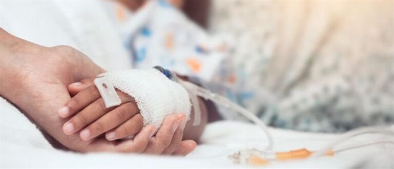 Θεσσαλονίκη: H 4χρονη Κατερίνα ξεψύχησε αφού εισήχθη με ανεξήγητο πρήξιμο στον αστράγαλο – Οι υποψίες της οικογένειας