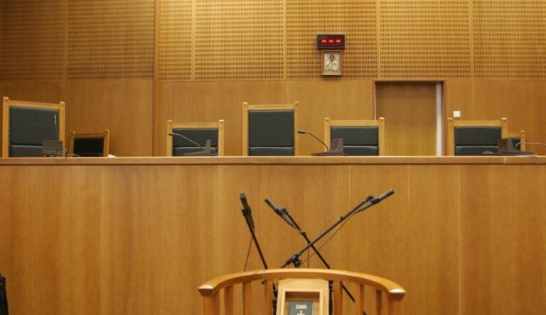 Δικαστική δικαίωση για πατέρα: Ανέλαβε την αποκλειστική επιμέλεια της ανήλικης κόρης του